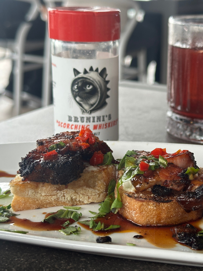 Brunini's "Scorching Whiskers" - Kosher Sea Salt with Carolina Reaper Powder